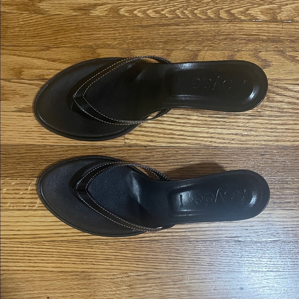 AEYDE Daphne Leather Sandals SIZE 40 NEW flip flop heels - Picture 2 of 7
